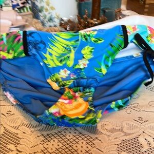 Women’s bikini bottom bar111 Blue tropical print size Large NWT